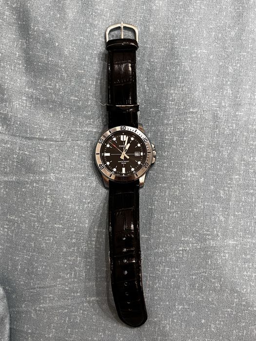 Наручные часы Casio MTP VD01