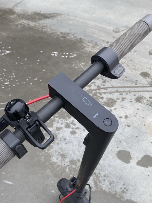 Vand trotineta electrica xiaomi 4 pro