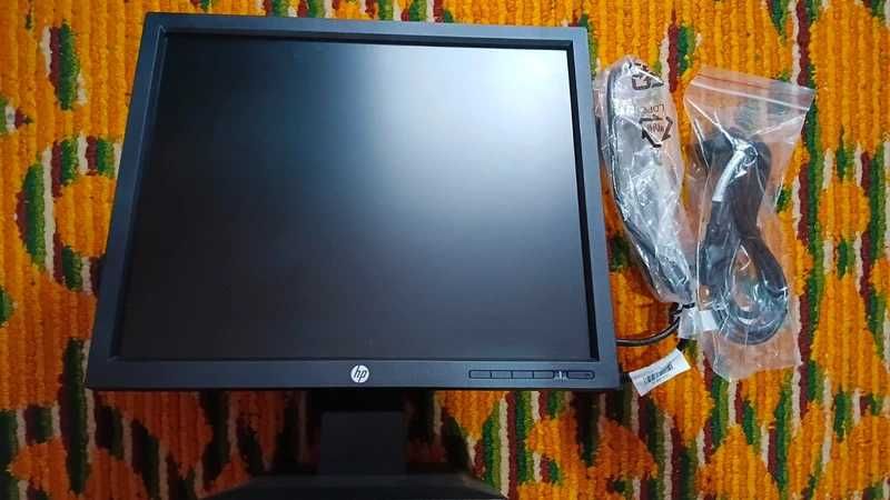 Monitor Hp 17" model HP P174