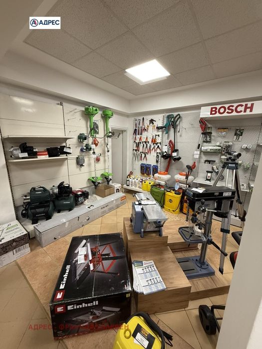 Магазин в Плевен-Идеален център площ 96 цена 119000