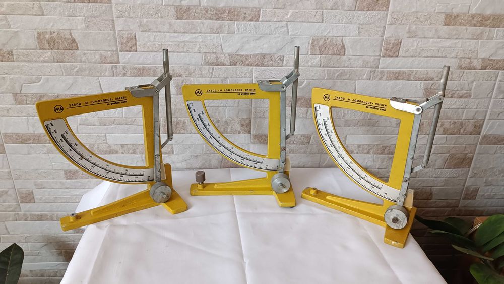 Три броя кантари - тип пощенскки - Завод М.Ломоносов - Плевен