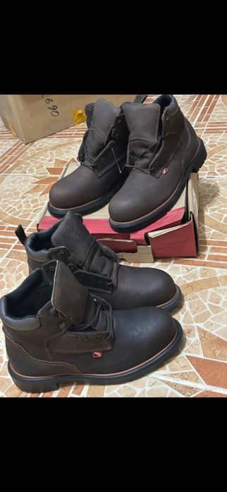 Зимние ботинки новый