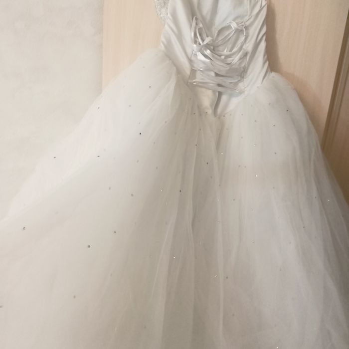 Свадебные платья