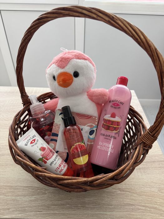 Подарочные боксы корзины