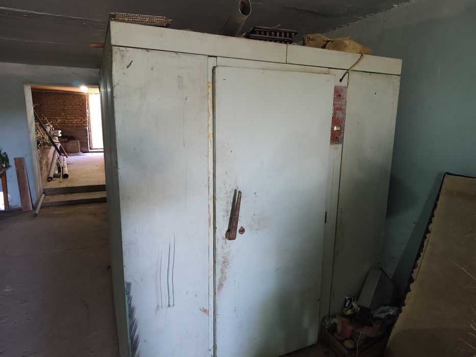 Холодилник камера сотилади Xolodilnik