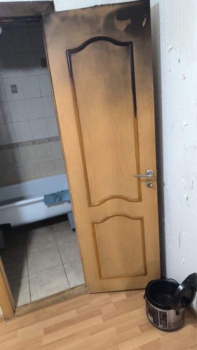 Продам 5 дверей.