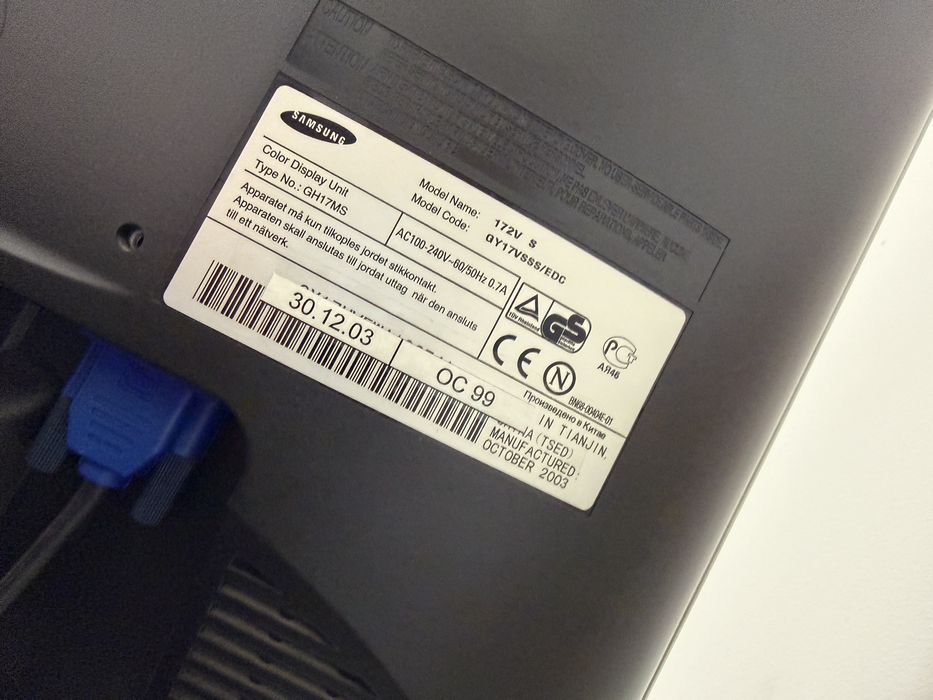 Монитор Samsung