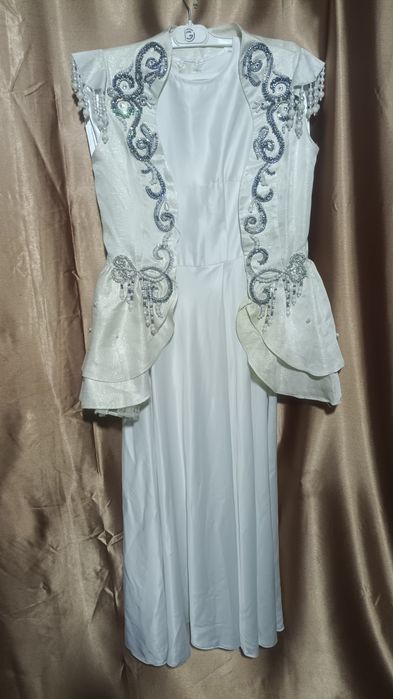 Қазақша көйлек,қамзол,тақия .42-48 р.