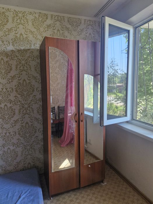 Срочно продам шкаф и матрас