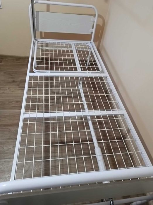 Механично болнично легло с 1 подвижна секция. С гаранция!