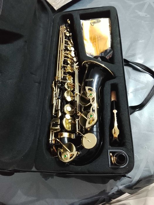 Saxafon Victory Nou De vânzare