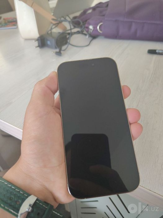 iphone 14 pro gold