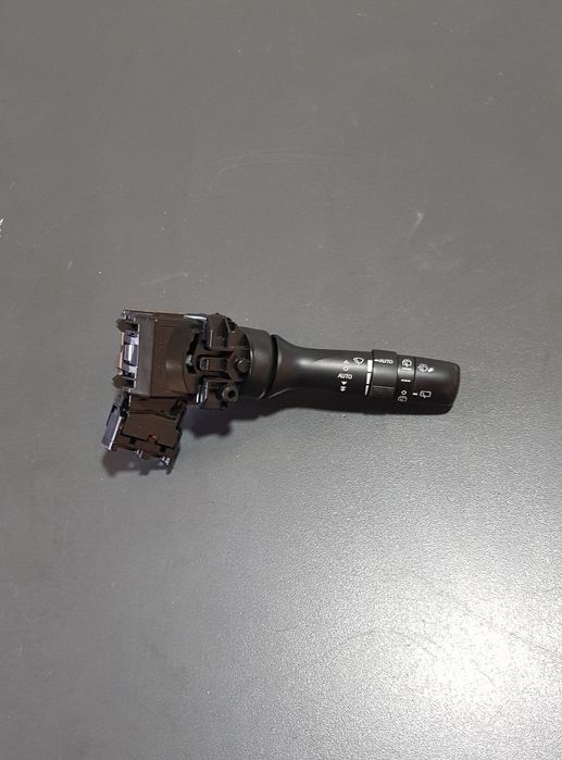 Превключвател за чистачки за Toyota Avensis 2.0 D4D (2009-2013) 17F003 17F144 17F381