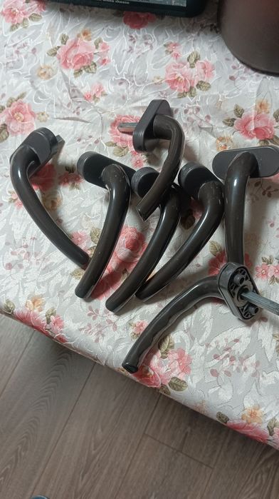 Дръжки Кафяви за ПВЦ дограма 7 броя