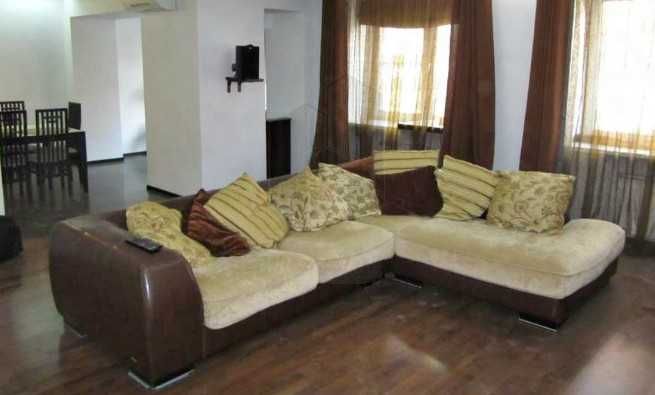 Дава се под наем Тристаен апартамент в Пловдив, Каменица 1 - 88 кв.м за 428.4 € - Снимка #2