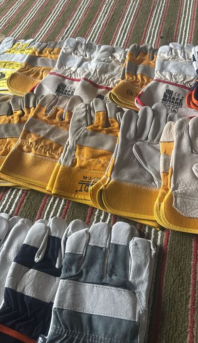 Рабочие перчатки