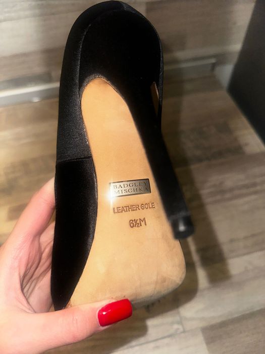 badgley mishka дизайнерски сатенени обувки на висок ток