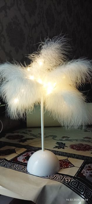 Kichkina svitilnik sotiladi