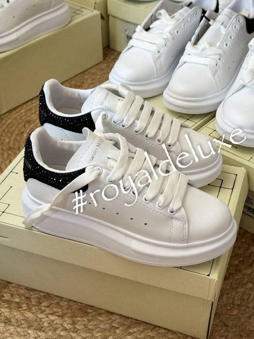 Adidasi dama Mcqueen