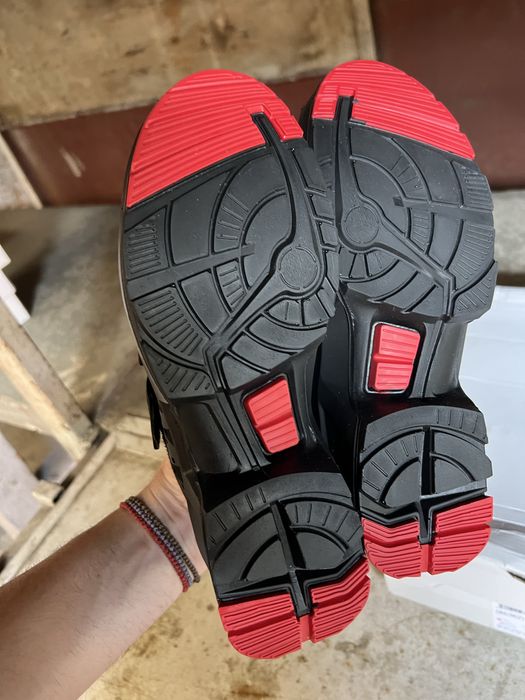 Vand sandale protectie Uvex marimea 39
