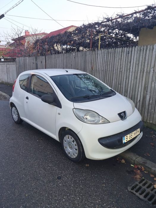 Ofer spre inchiriere masini pentru livrari