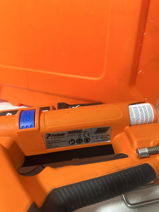 Paslode IM90Xi - Pistol profesional cuie cu acumulator