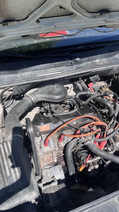 Машина Golf 1.2 аз саудасы бар