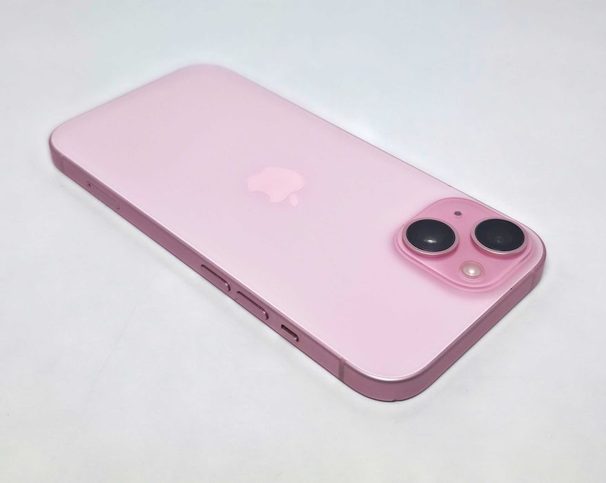 iPhone 15 128GB Blue