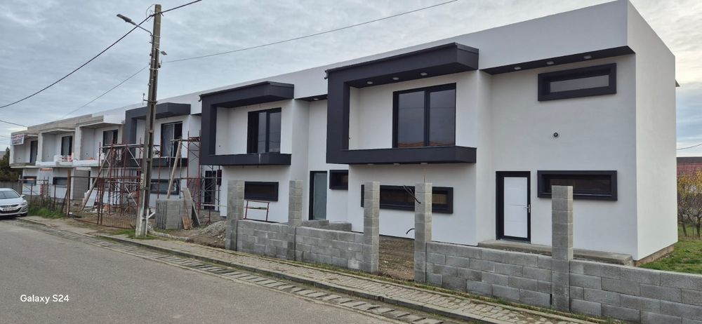 Casa de vanzare 80.000 €