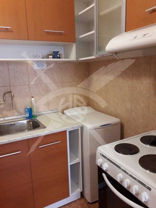 Дава се под наем Тристаен апартамент в София, Център - 70 кв.м за 847.62 € - Снимка #5