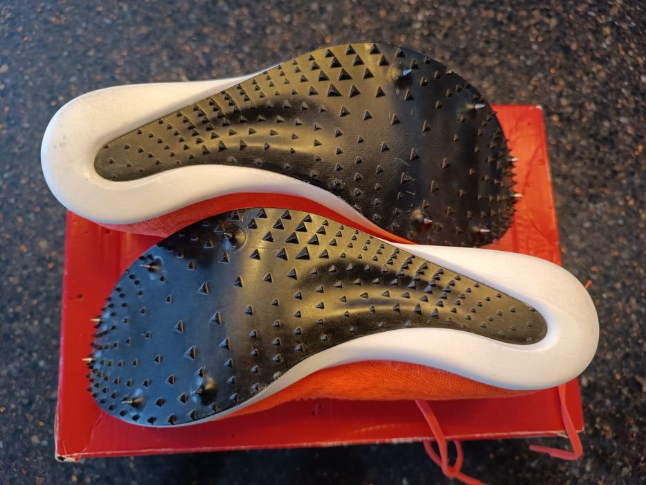 Супер шпайкове New balance NB FuelCell MD-X 37.5