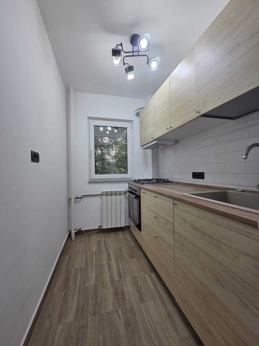 Inchiriez garsoniera proaspat renovata