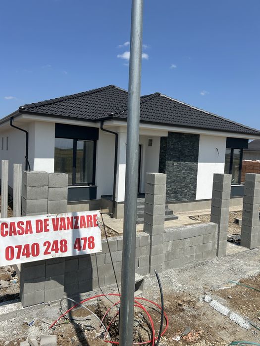 Casa noua de vanzare