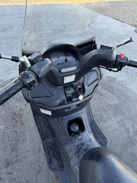 Suzuki burgman 400