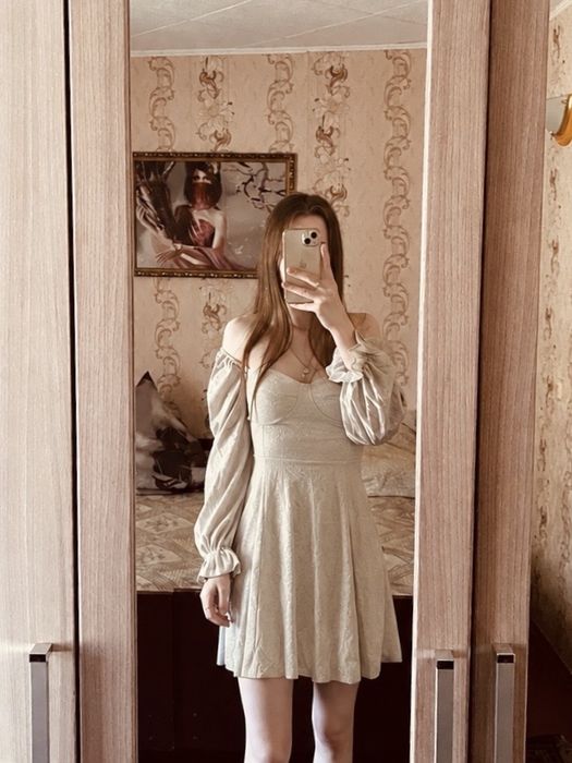 Продам блестящее платье