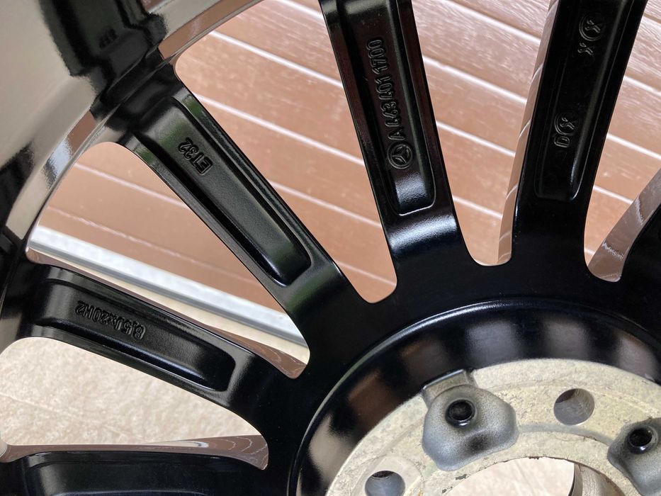 Janta G Class AMG R20 Continental 265/50R20 A4634011700 - Mercedes G