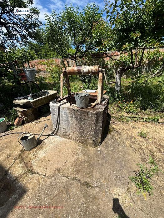 Продава се Къща в Враца, Студентски град - 120 кв.м за 532 €/кв.м - Снимка #1