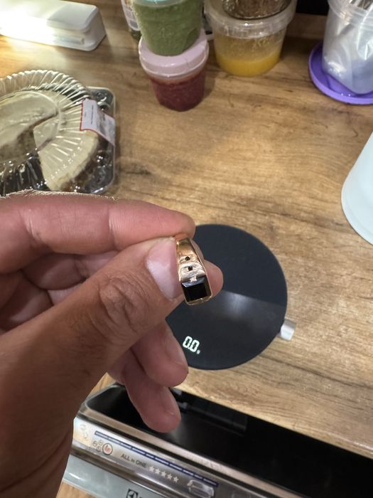 Продам золотое кольцо