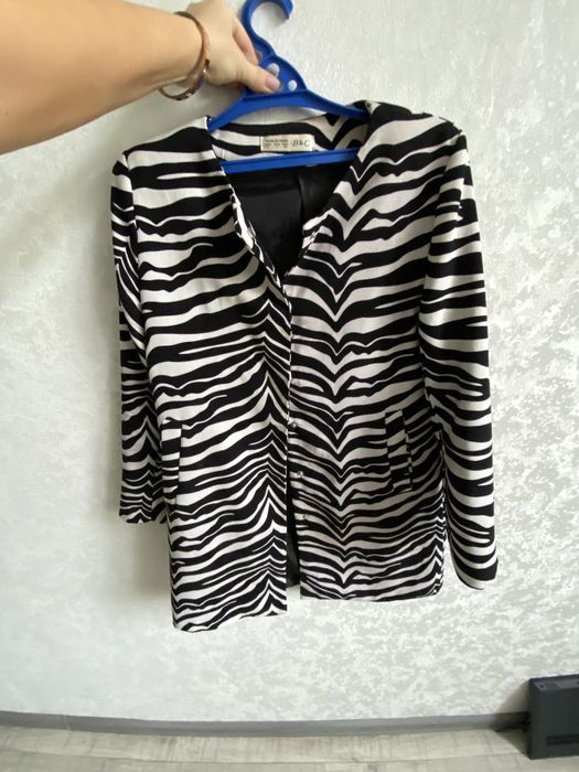 Продам пиджак (тренч)