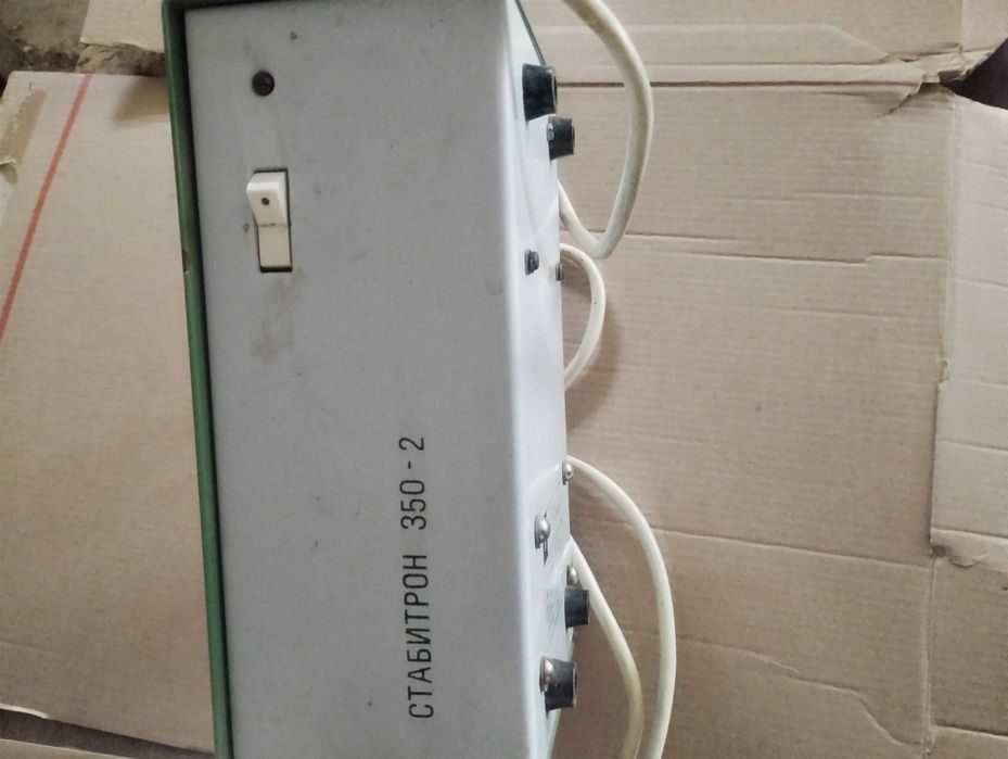 Стабилизатор  220 волта, 300 вата