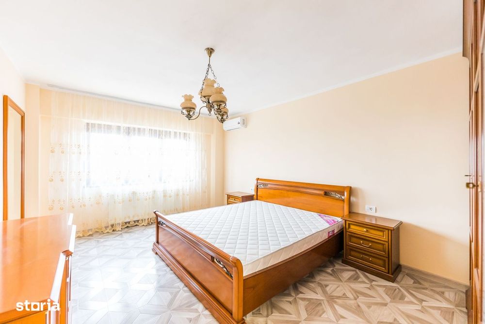Apartament panoramic cu 3 camere- Intim, Arad