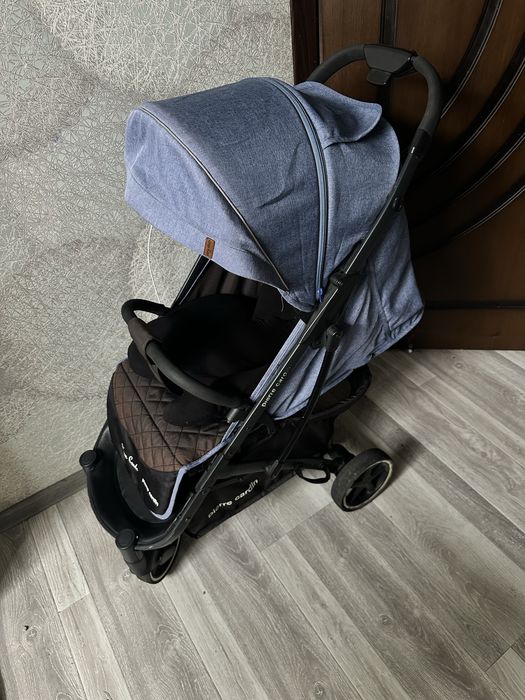 Продам коляску чемодан