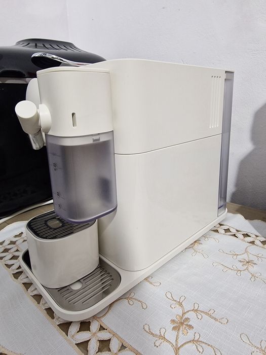 Espressor Nespresso Lattissima