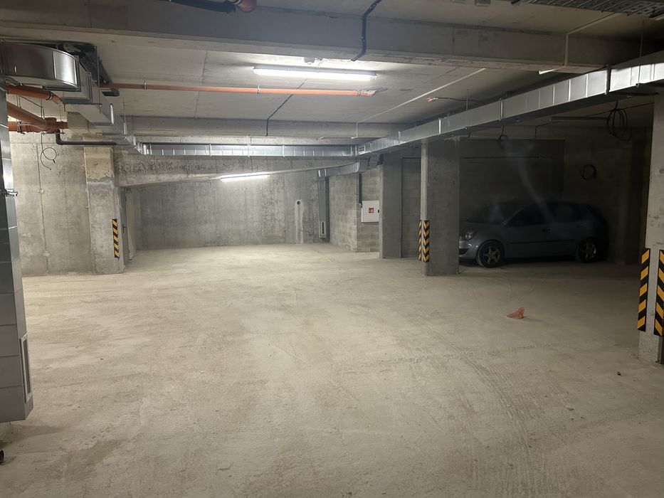 Дава се под наем Гараж / Паркомясто в Варна, Автогара - 15 кв.м за 30600 € - Снимка #6