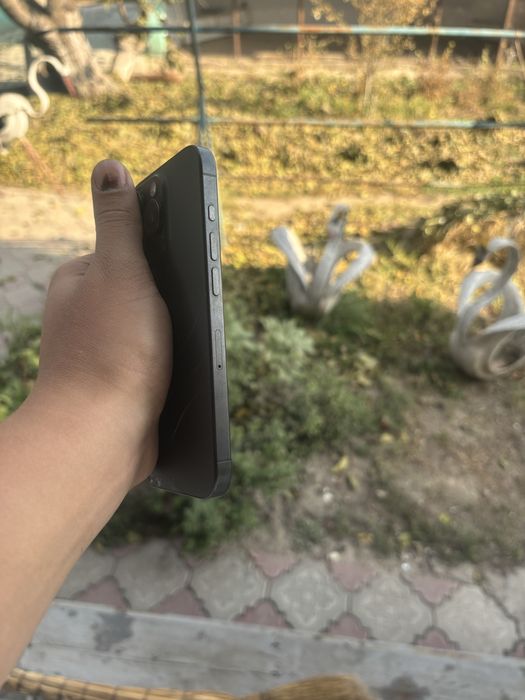 Продам IPhone 15 pro 128gb