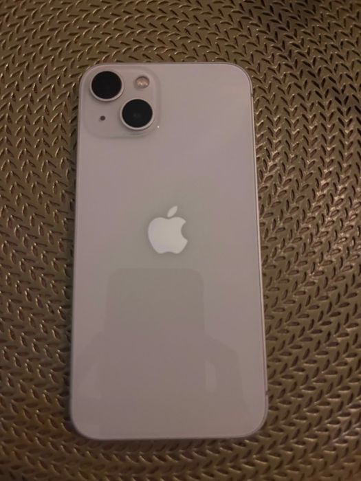 Продам срочно iPhone 13-128гб