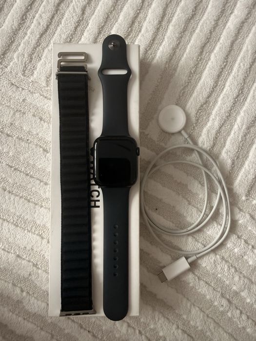 Продам Apple Watch SE 44mm
