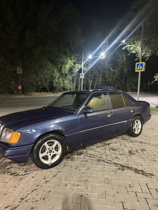 Продам мерса е280 и квадрацикл