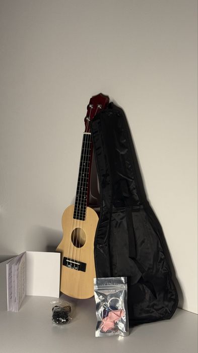 Укулеле концерт продам