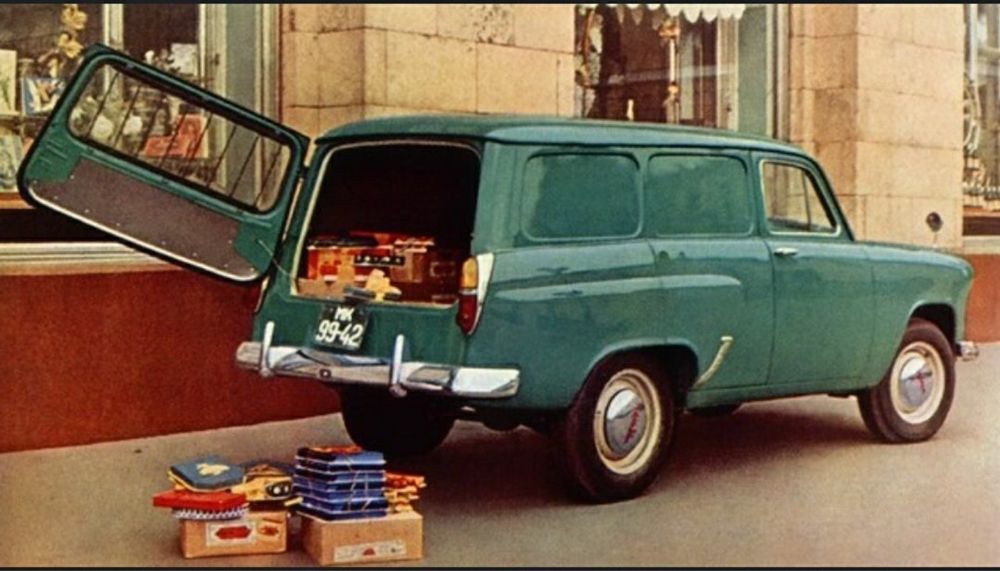 редкий малосирини москвич м430.